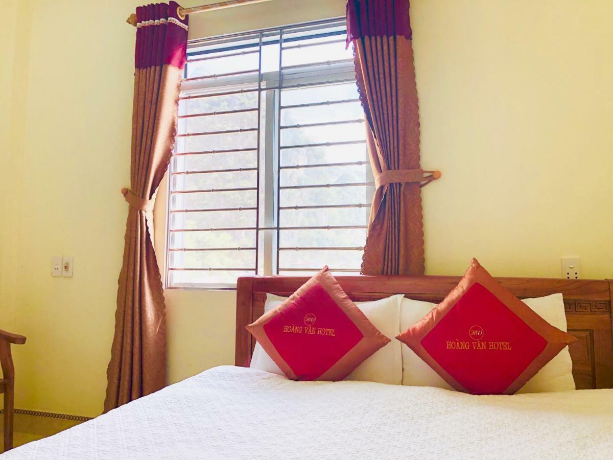 Hoang Van Hotel 동반 외부 사진